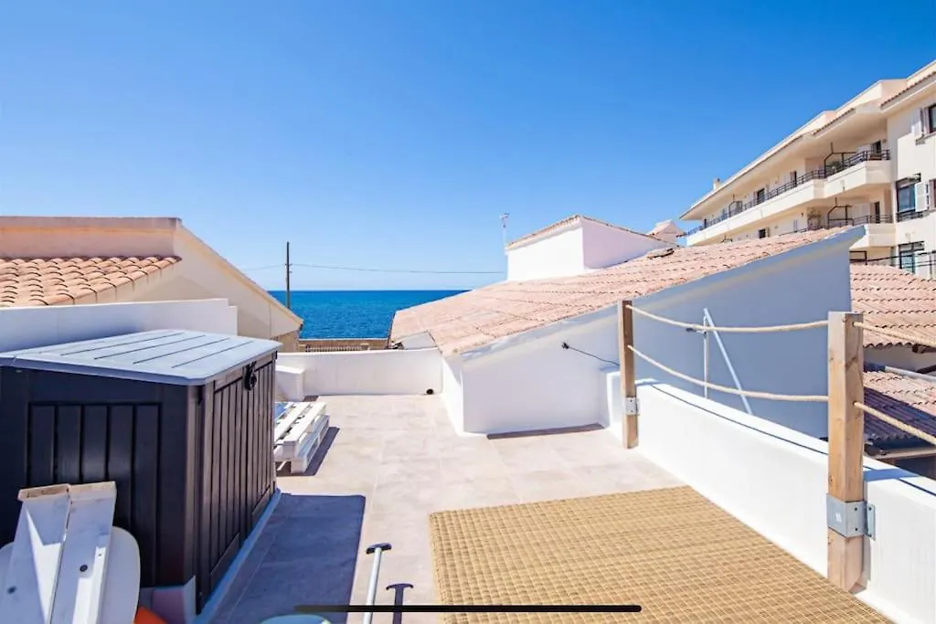 Beach House With Beautiful Sea Views Front Line 팔마데마요르카 스페인